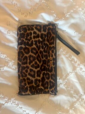 Michael Kors Leopard Print Wristlet - Brown/Black/Gold